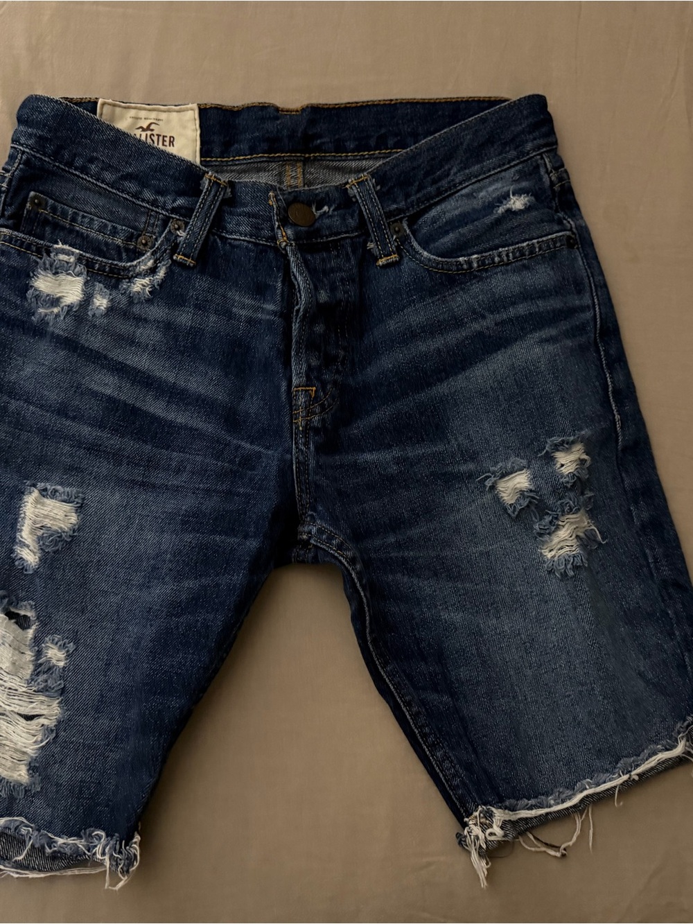 Hollister Men’s Distressed Dark Wash Denim Shorts